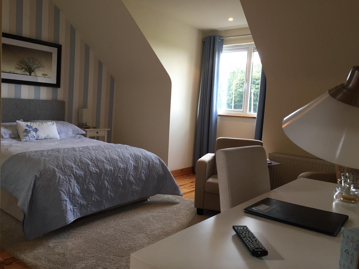 Marnic House Bed & Breakfast Ballyhaunis Bagian luar foto
